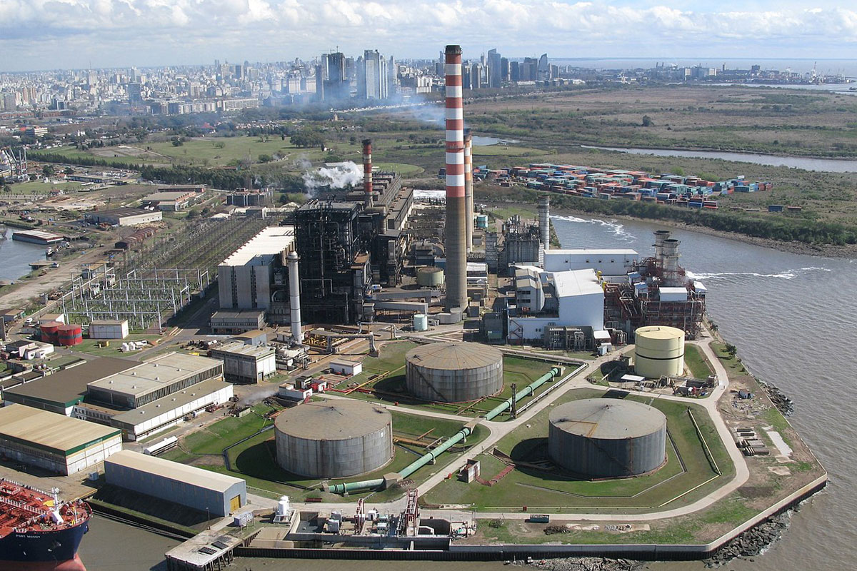 Enel, dueña de Edesur, acordó la venta de dos centrales eléctricas por US$ 102 millones
