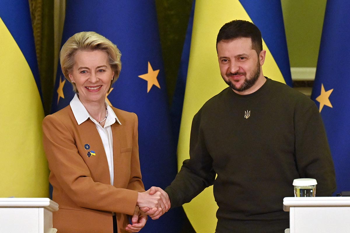 Ucrania recibe nuevos apoyos de la UE y Rusia alerta contra el embargo a sus combustibles