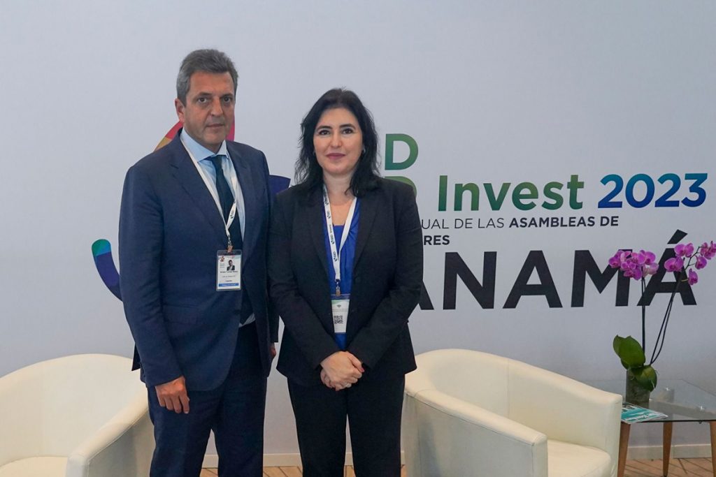 Sergio Massa se reunió en Panamá con el Asesor Especial para las Américas de Biden y con la ministra de Planificación de Lula 1 Sergio Massa se reunió en Panamá con el Asesor Especial para las Américas de Biden y con la ministra de Planificación de Lula