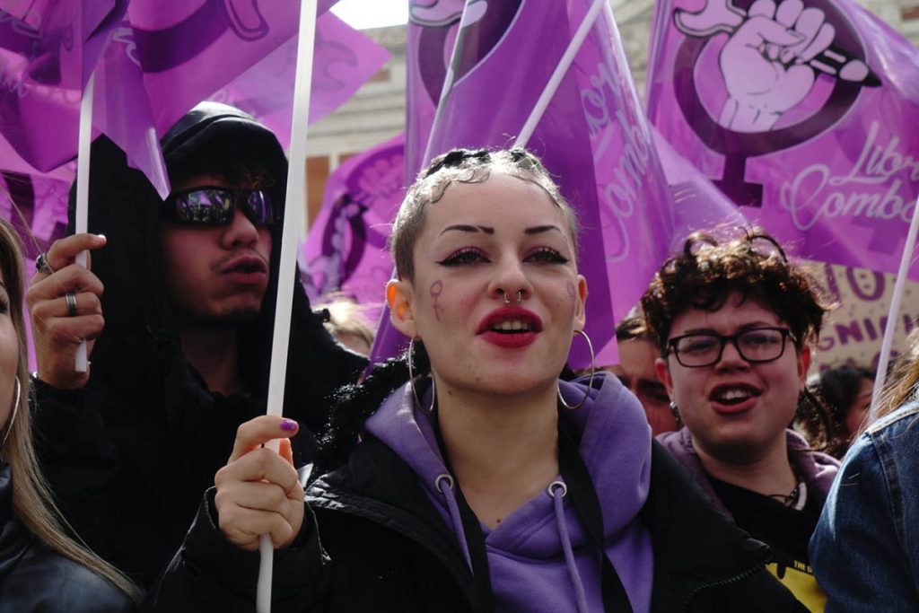 El mundo conmemoró el Día Internacional de la Mujer para defender derechos y denunciar retrocesos