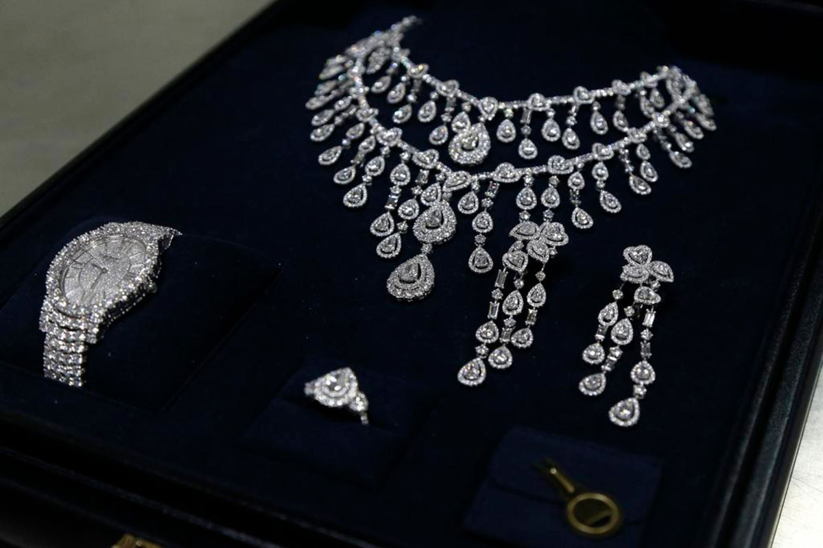Las joyas sauditas de Bolsonaro estaban guardadas en una mansión del expiloto Nelson Piquet