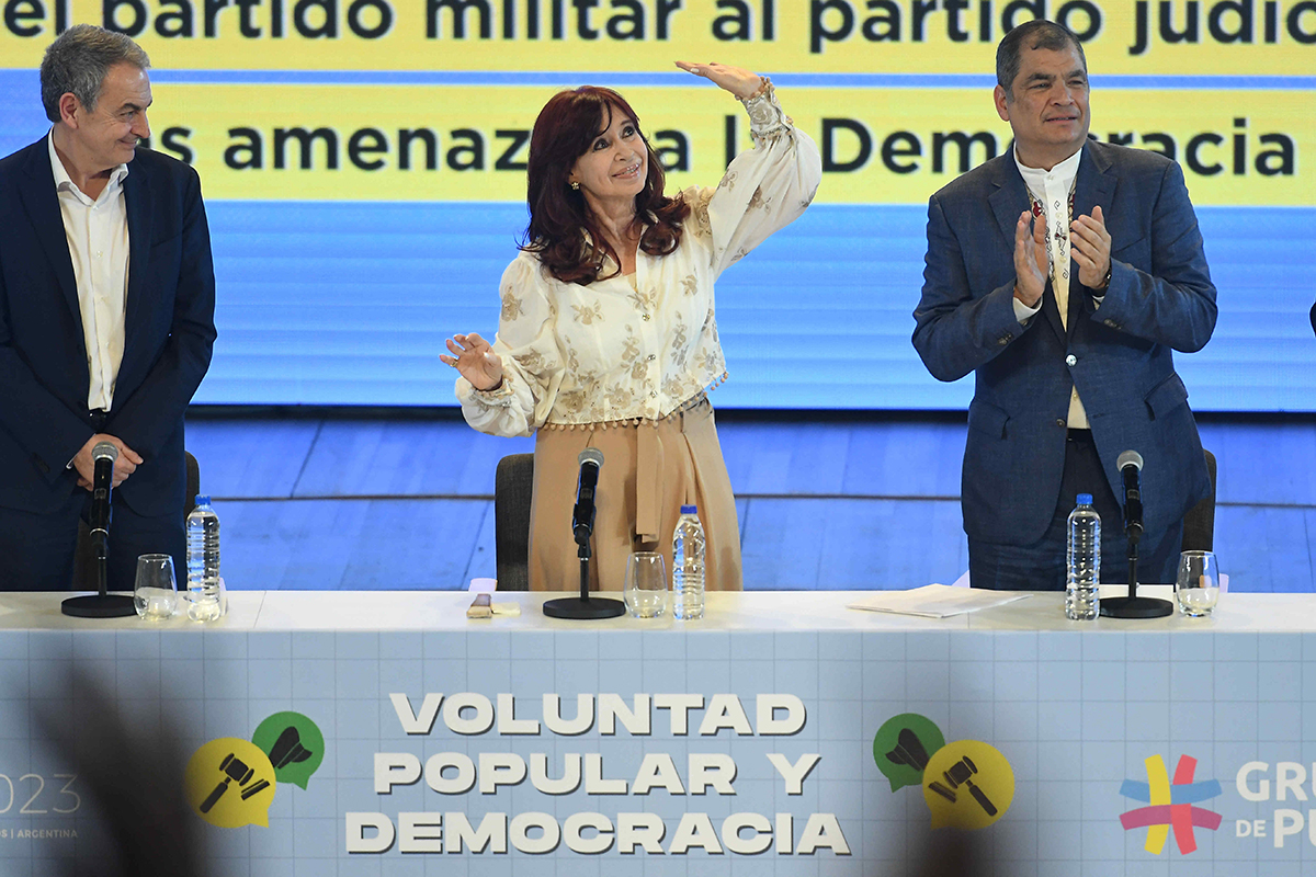 Cristina en el CCK: «Podemos volver a reconstruir un país como el que tuvimos»