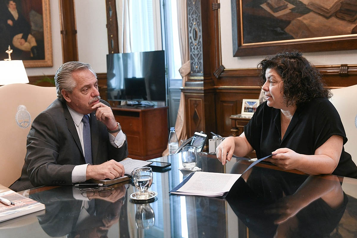 El Presidente homenajea a los médicos a tres años del primer caso de Covid