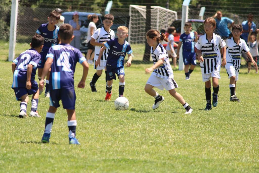 El triunfo de Argi ya es oficial: el fútbol mixto fue aprobado en su liga local 1 Argi