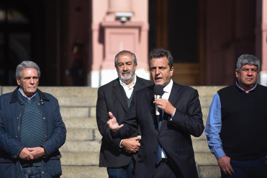 Amplio apoyo de los gremios a la iniciativa de Massa para que 600 mil trabajadores dejen de pagar ganancias