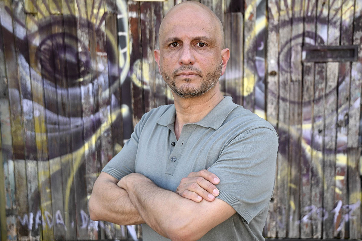 Los campos electromagnéticos: escribiendo a cuatro manos con la Inteligencia Artificial