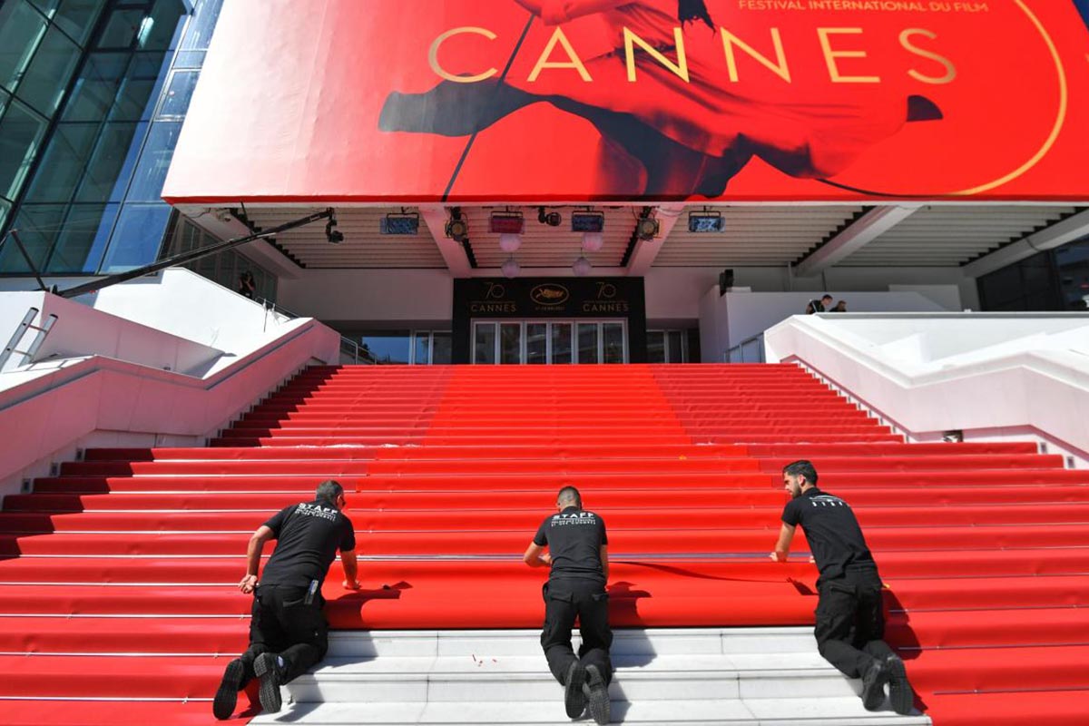 Cannes: trabajadores dejarían sin electricidad al festival como protesta por la reforma previsional de Macron