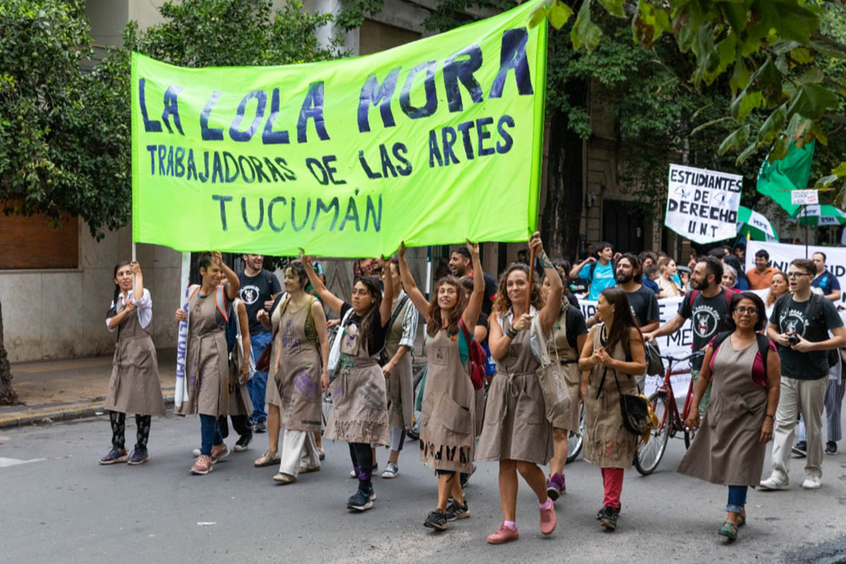Una muestra de la Colectiva La Lola Mora, Trabajadorxs de las Artes Tucumán