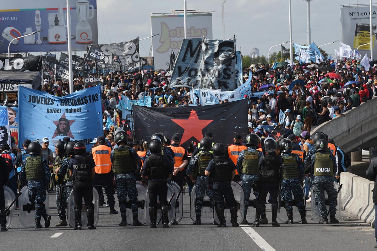 La Unidad Piquetera vuelve a la calle «contra la ofensiva de la derecha y el ajuste del gobierno y el FMI»