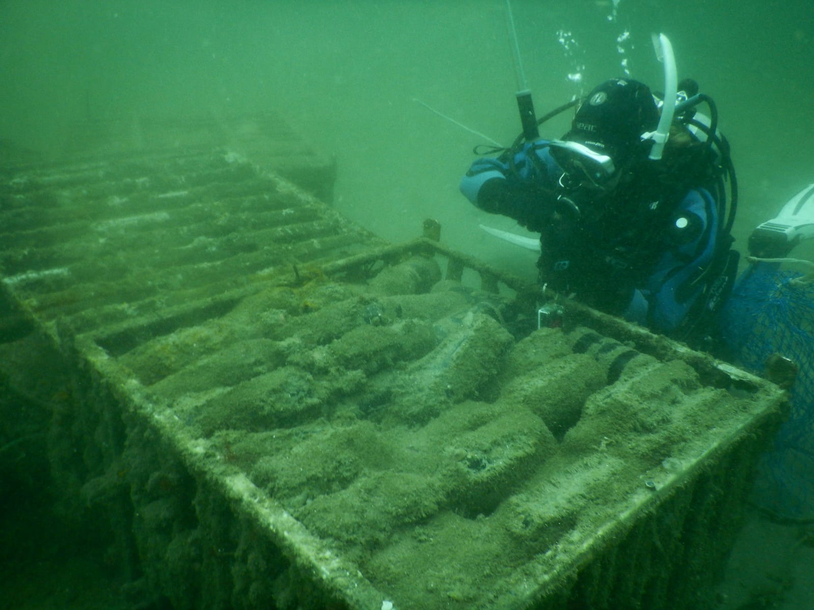 Una cava submarina para conocer los secretos del vino