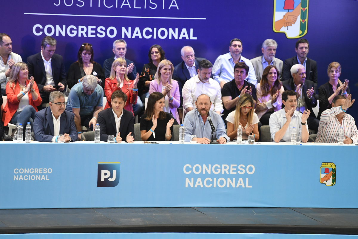 Desconcierto en el Congreso del PJ que apostaba a ser un paso más en el  impulso a la candidatura de Cristina