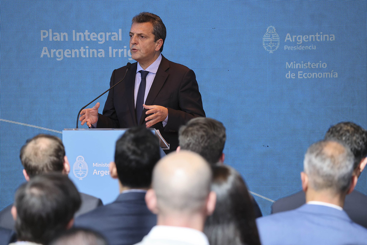 Sergio Massa anuncia aumento en los límites de las tarjetas de crédito