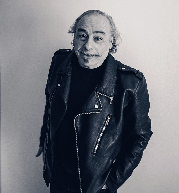 Luis Caro presenta su decimosexto álbum, “País semejante 2" 2 Caro