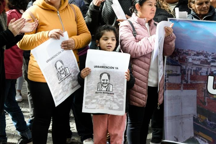 Ante el incumplimiento del gobierno porteño el Barrio Ricciardelli presentó su propio proyecto de reurbanización