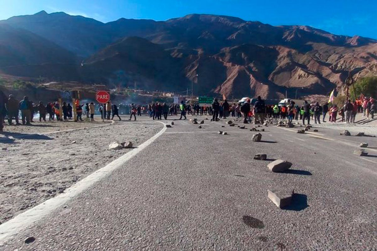 Jujuy: represión policial en las protestas en rutas contra la reforma provincial