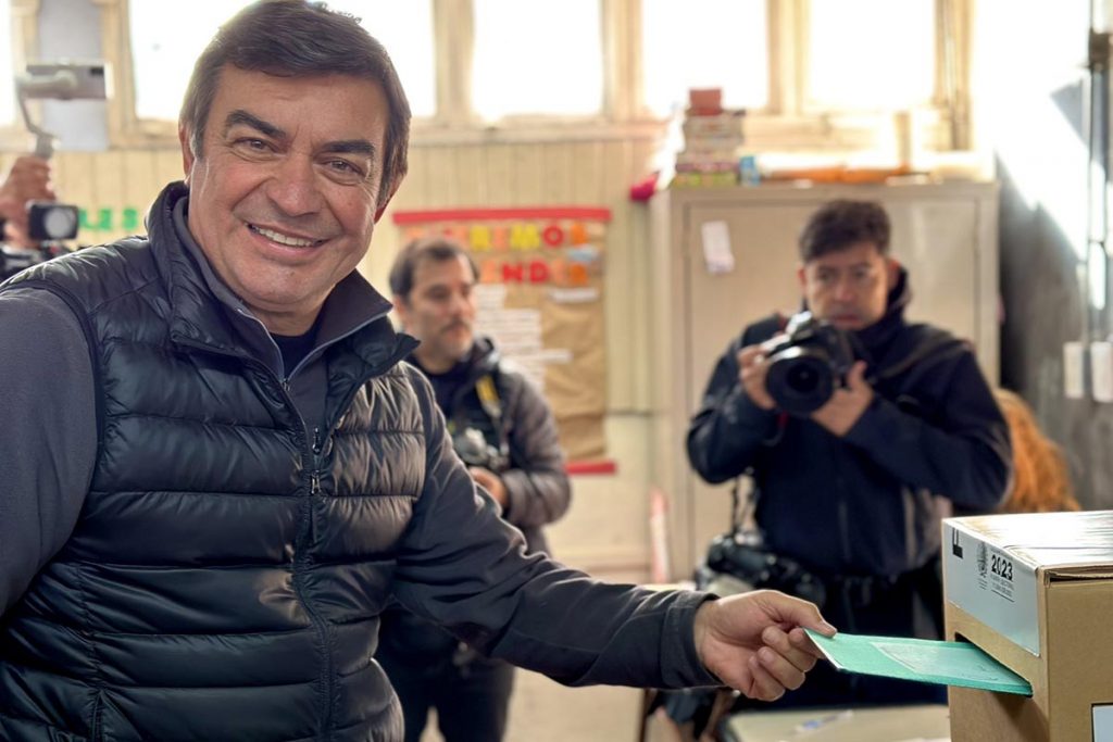 De Marchi: "No trabajaré por la candidatura de Milei, aunque tengo una relación de respeto y cordialidad" 1 De Marchi: "No trabajaré por la candidatura de Milei, aunque tengo una relación de respeto y cordialidad"