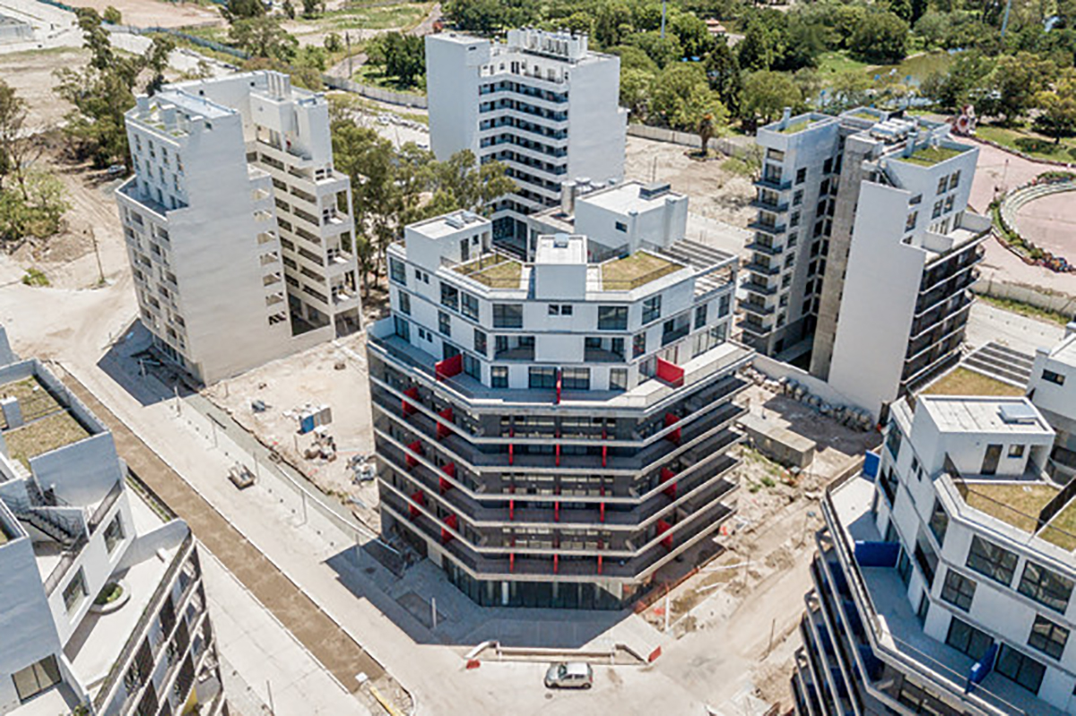 Larreta rematará terrenos del Barrio Olímpico a menos de 227 dólares el metro cuadrado