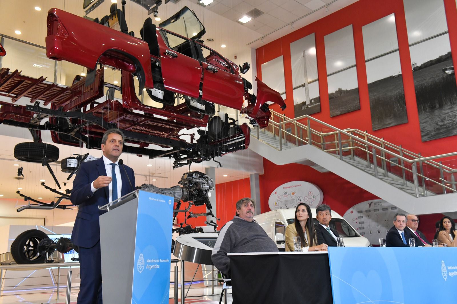 Massa anunció el nuevo régimen de promoción de la industria automotriz para exportaciones