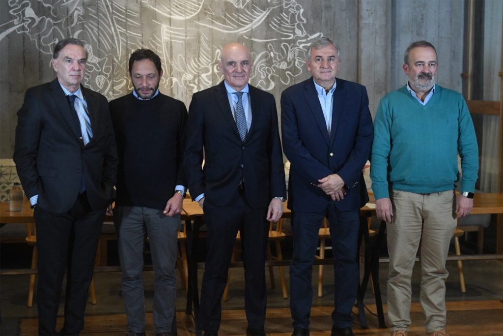 Sigue el fuego cruzado en la oposición: Larreta cuestiona a Macri y Bullrich suma tensión 1 Sigue el fuego cruzado en la oposición: Larreta cuestiona a Macri y Bullrich suma tensión