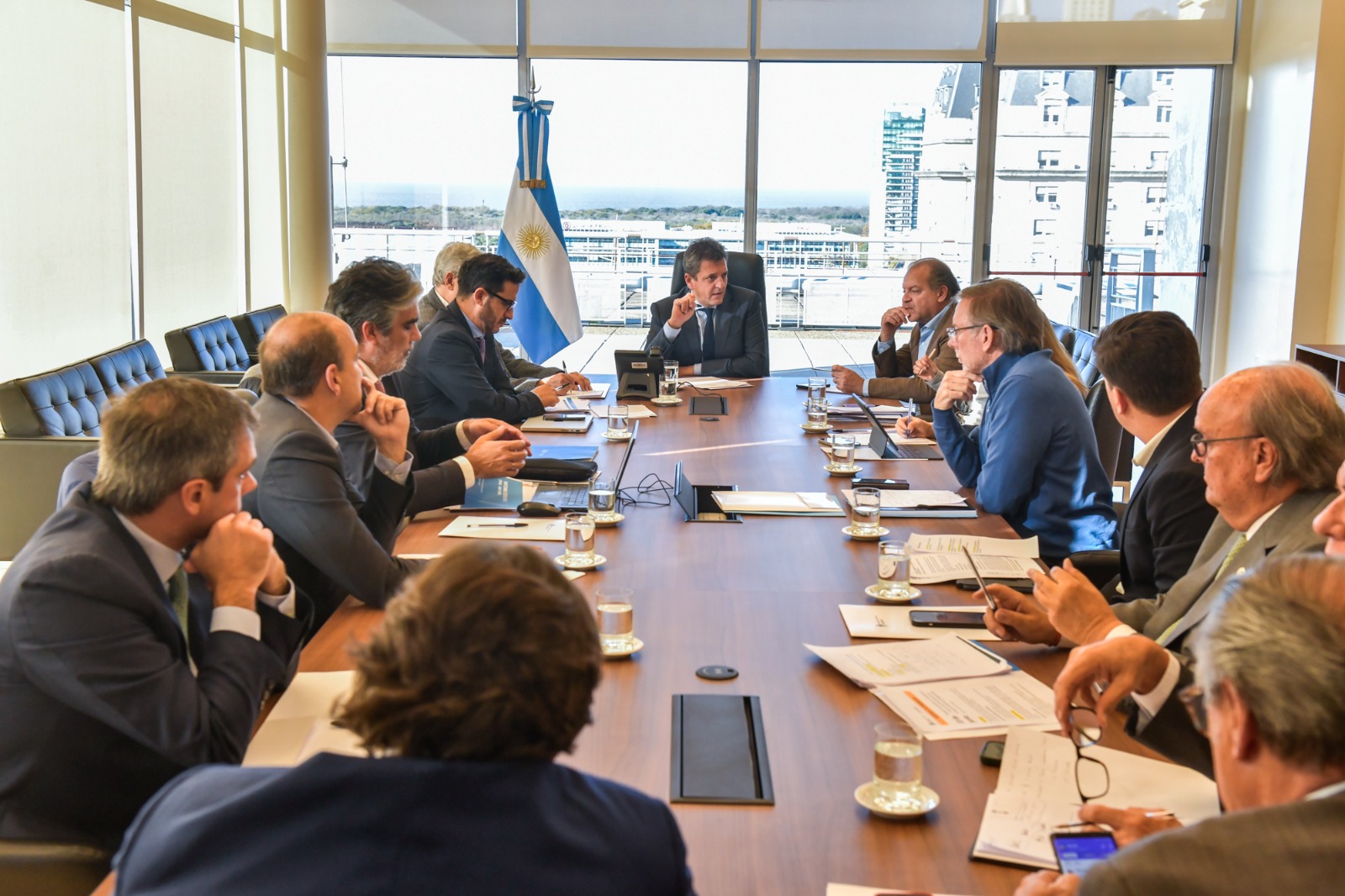 Sergio Massa reunió al equipo económico para definir la agenda de trabajo inmediata