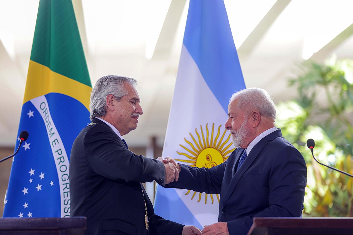 Alberto Fernández se reúne con Lula por los 200 años de relaciones diplomáticas entre Brasil y Argentina