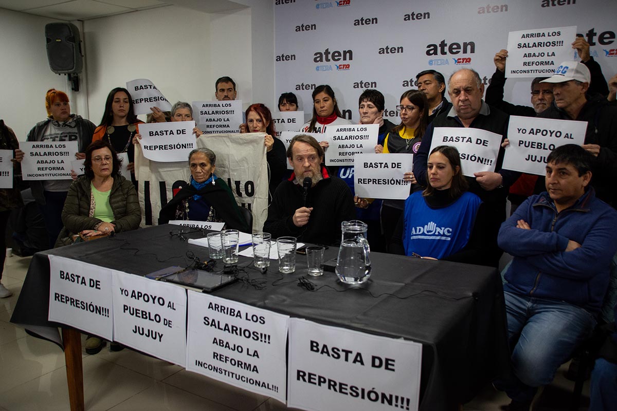 Más de 30 organizaciones de Neuquén marchan en apoyo al pueblo jujeño