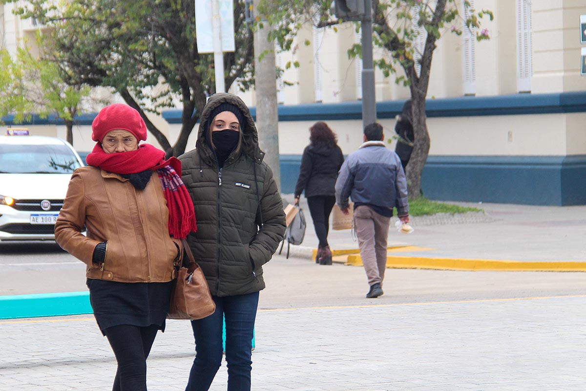 Más de medio país con alerta amarilla por frío extremo y 6 provincias bajo cero