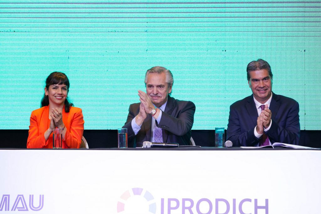 Alberto Fernández: "No hay mejor plata invertida por el Estado que la que sirve para incluir" 2 Alberto Fernández: "No hay mejor plata invertida por el Estado que la que sirve para incluir"