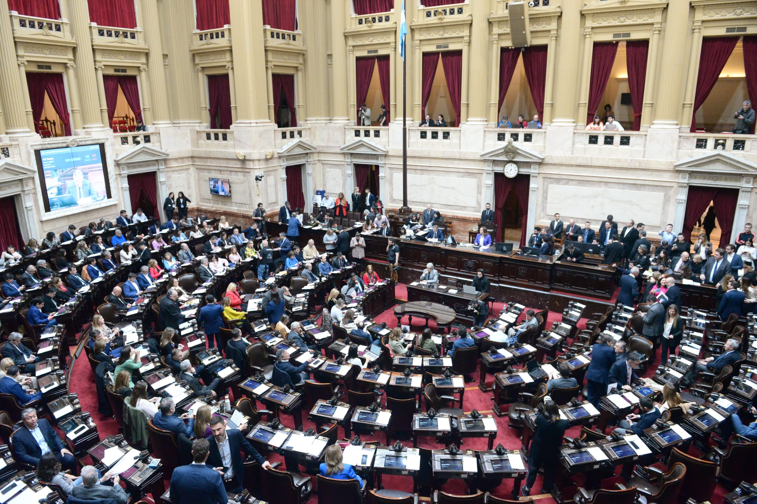 Congreso: fuertes cruces por la represión en Jujuy entre oficialismo y oposición y el duelo Bregman-Espert