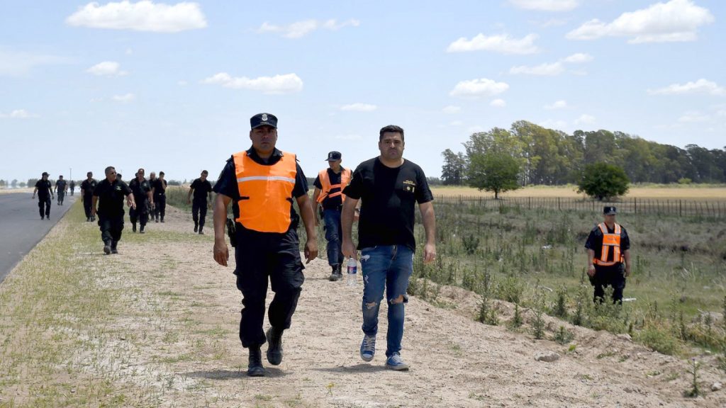 Un comisario mayor de la Bonaerense cayó preso por el crimen de Lautaro y la desaparición de Lucas 2 Un comisario mayor de la Bonaerense cayó preso por el crimen de Lautaro y la desaparición de Lucas