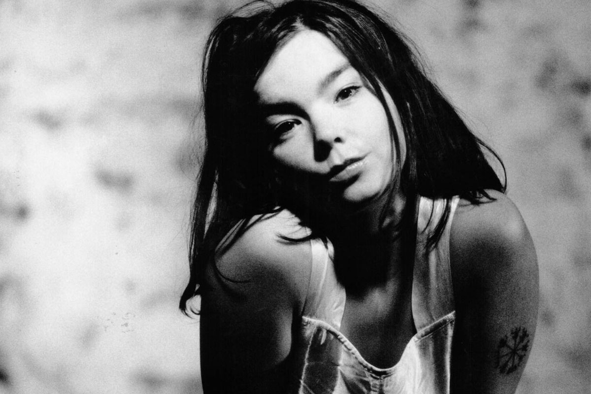 A 30 años de “Debut”: el disco con el que Björk comenzó a conquistar el mundo
