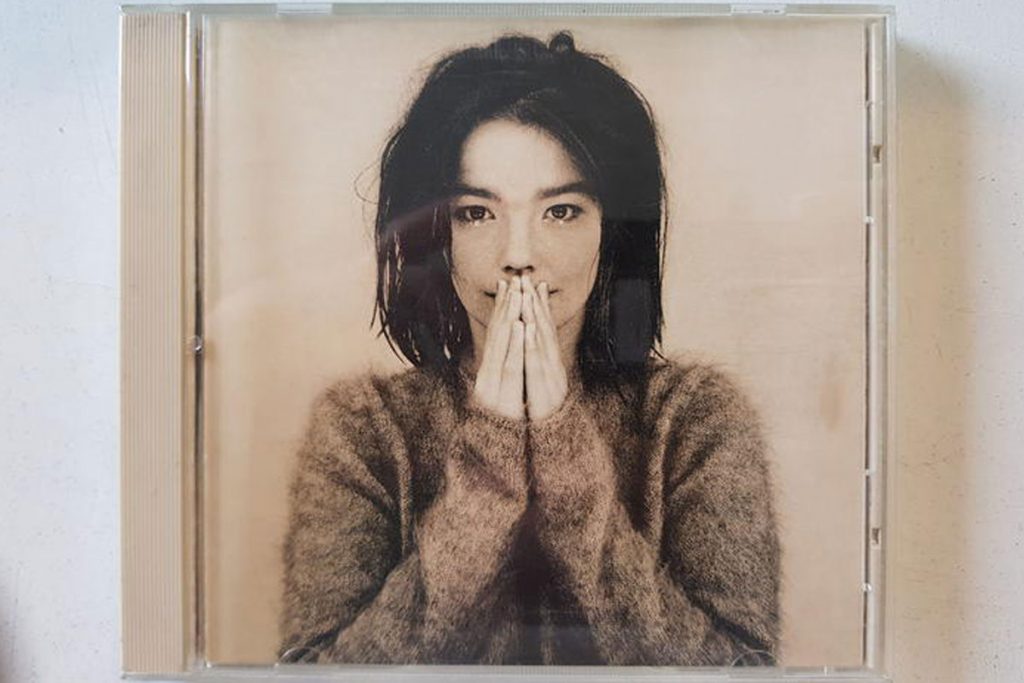 A 30 años de “Debut”: el disco con el que Björk comenzó a conquistar el mundo 3 A 30 años de “Debut”: el disco con el que Björk comenzó a conquistar el mundo