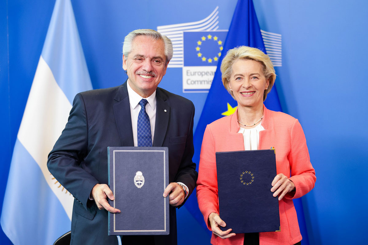 El Presidente firmó memorándum de entendimiento de energía con la UE