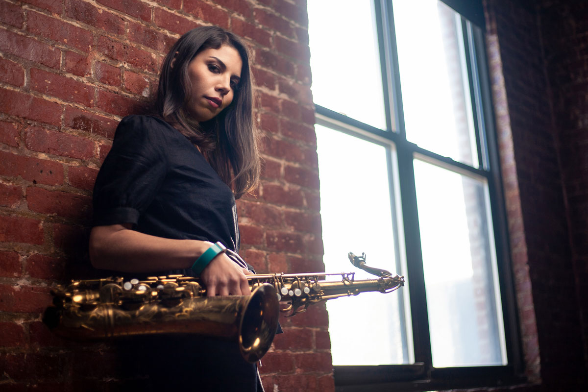 Desarraigo, crisis existenciales, tarot y jazz melancólico de la mano de Melissa Aldana