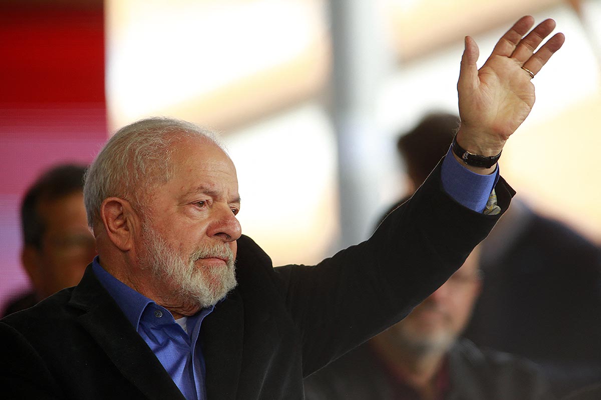 Lula promulgó una ley que garantiza la paridad salarial entre hombres y mujeres