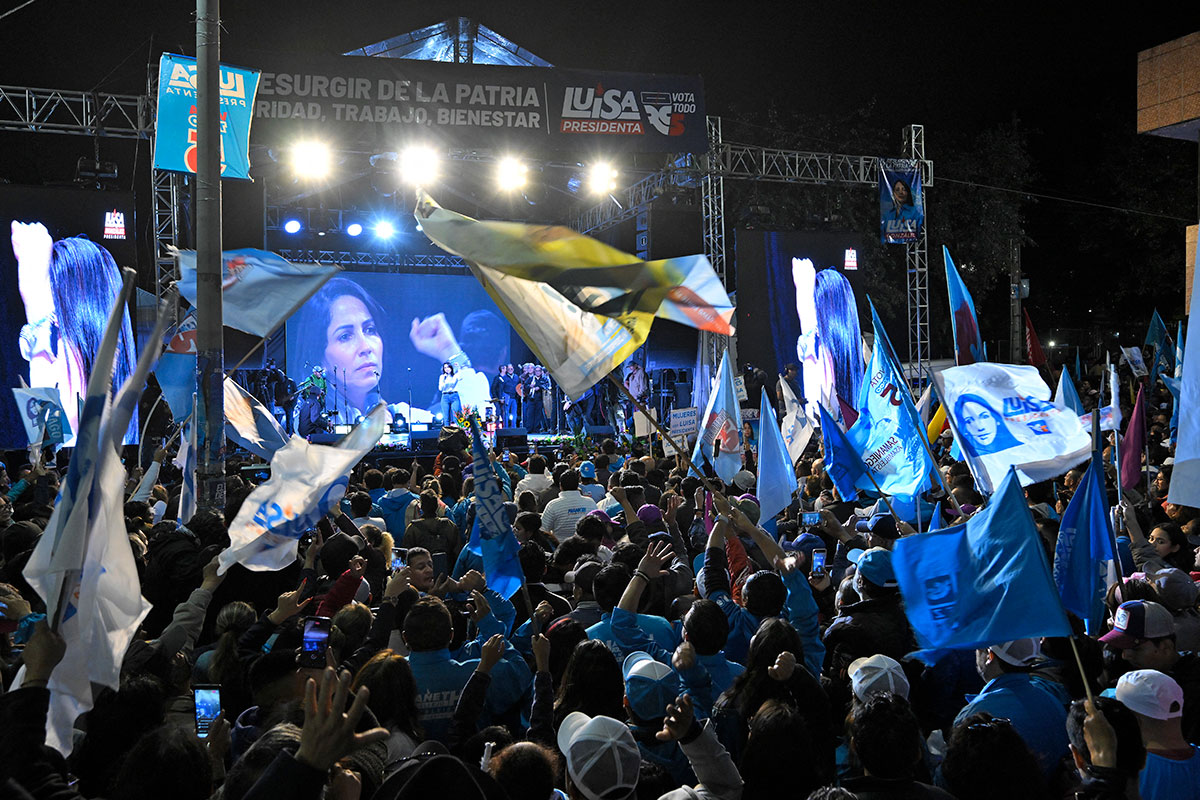 Ecuador ante  una elección alterada por la violencia