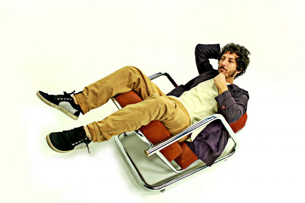 Adrián Berra propone un puñado de canciones anfibias para remar en tiempos de desesperanza 1 Adrián Berra propone un puñado de canciones anfibias para remar en tiempos de desesperanza