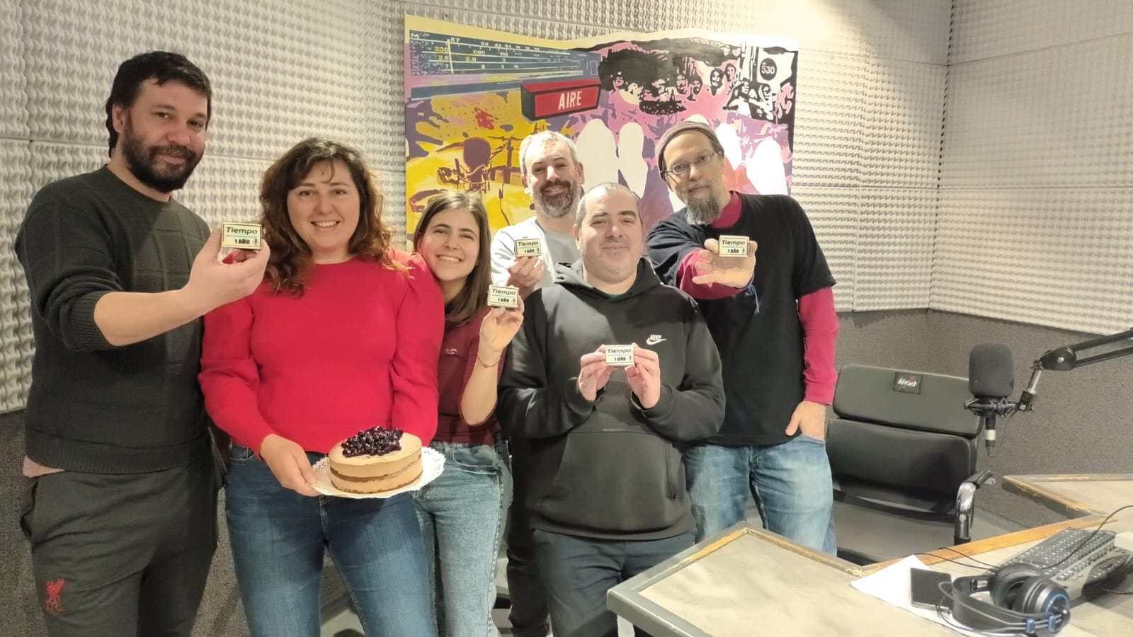 De festejo al aire: Tiempo cumple un año en la Radio de las Madres