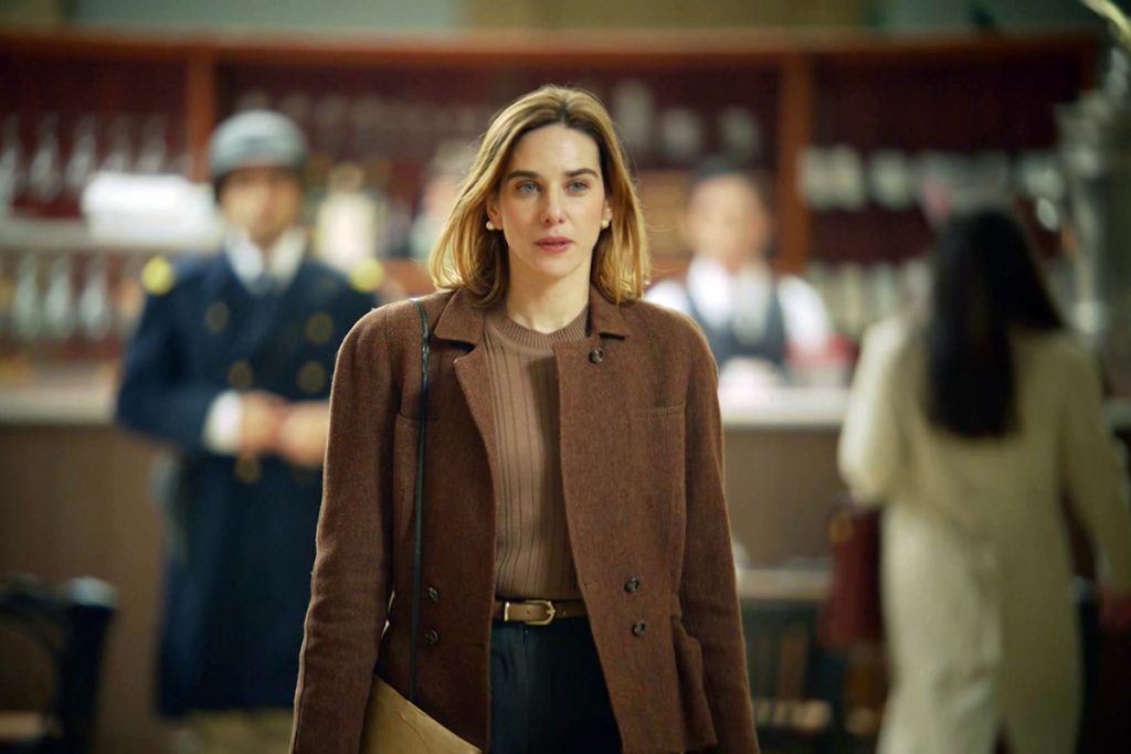 "Cóndor Uno Cero Cinco", la serie sobre el día en que un grupo de jóvenes plantó la bandera argentina en Malvinas 2 "Cóndor Uno Cero Cinco", la serie sobre el día en que un grupo de jóvenes plantó la bandera argentina en Malvinas