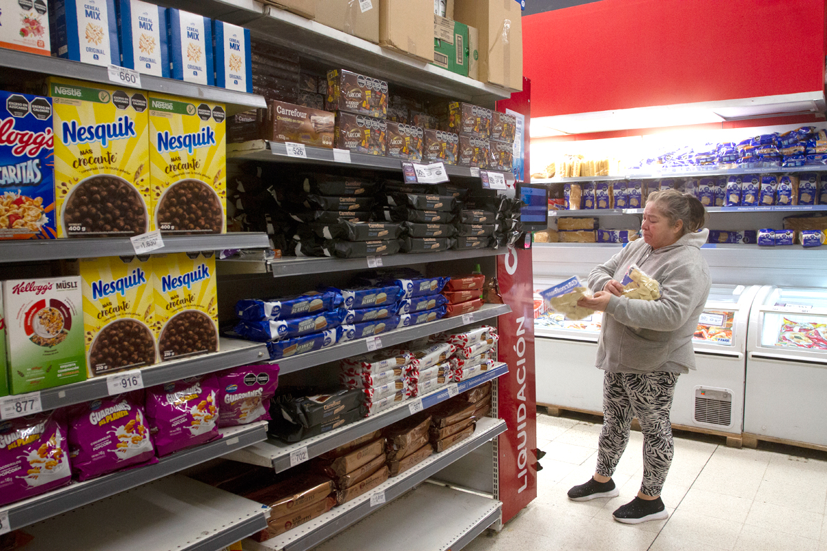 La inflación se desaceleró en octubre: los precios aumentaron 8,3%