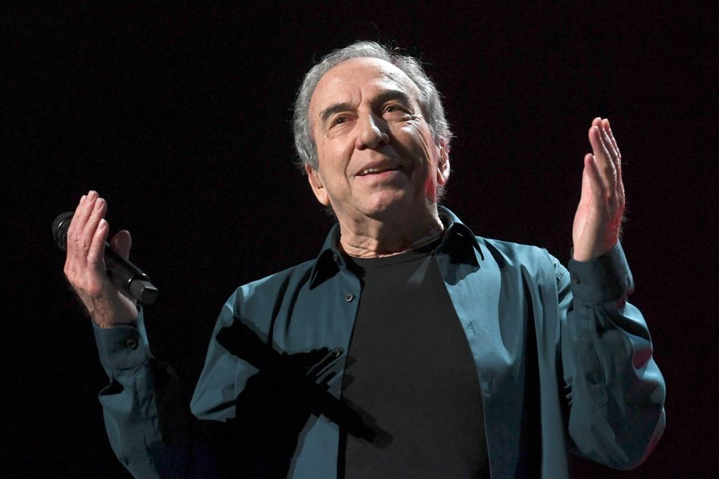 "Estoy más vivo que nunca": José Luis Perales debió grabar un video para desmentir la fake news sobre su muerte 1 "Estoy más vivo que nunca": José Luis Perales debió grabar un video para desmentir la fake news sobre su muerte