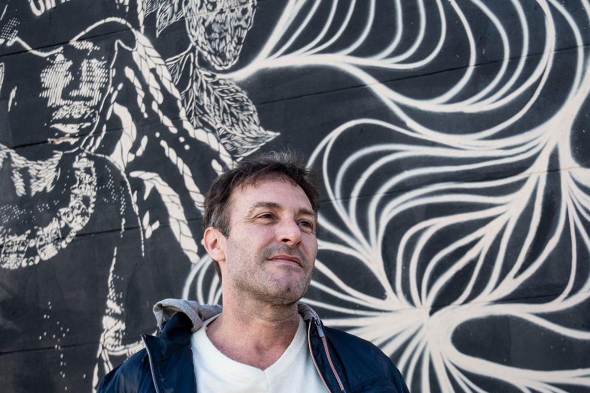 Asociación Miguel Bru: «Pasé por el Obelisco y un policía golpeó la puerta de mi auto e intentó abrirla»