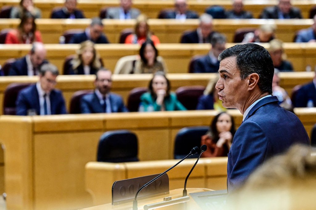 Núñez Feijoó y Pedro Sánchez se entrevistaron con el rey Felipe VI y pugnan por formar gobierno en España
