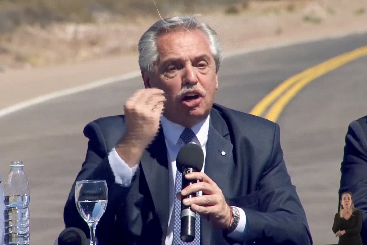 Alberto Fernández pidió a empresarios que «no se quejen» y paguen el bono a trabajadores