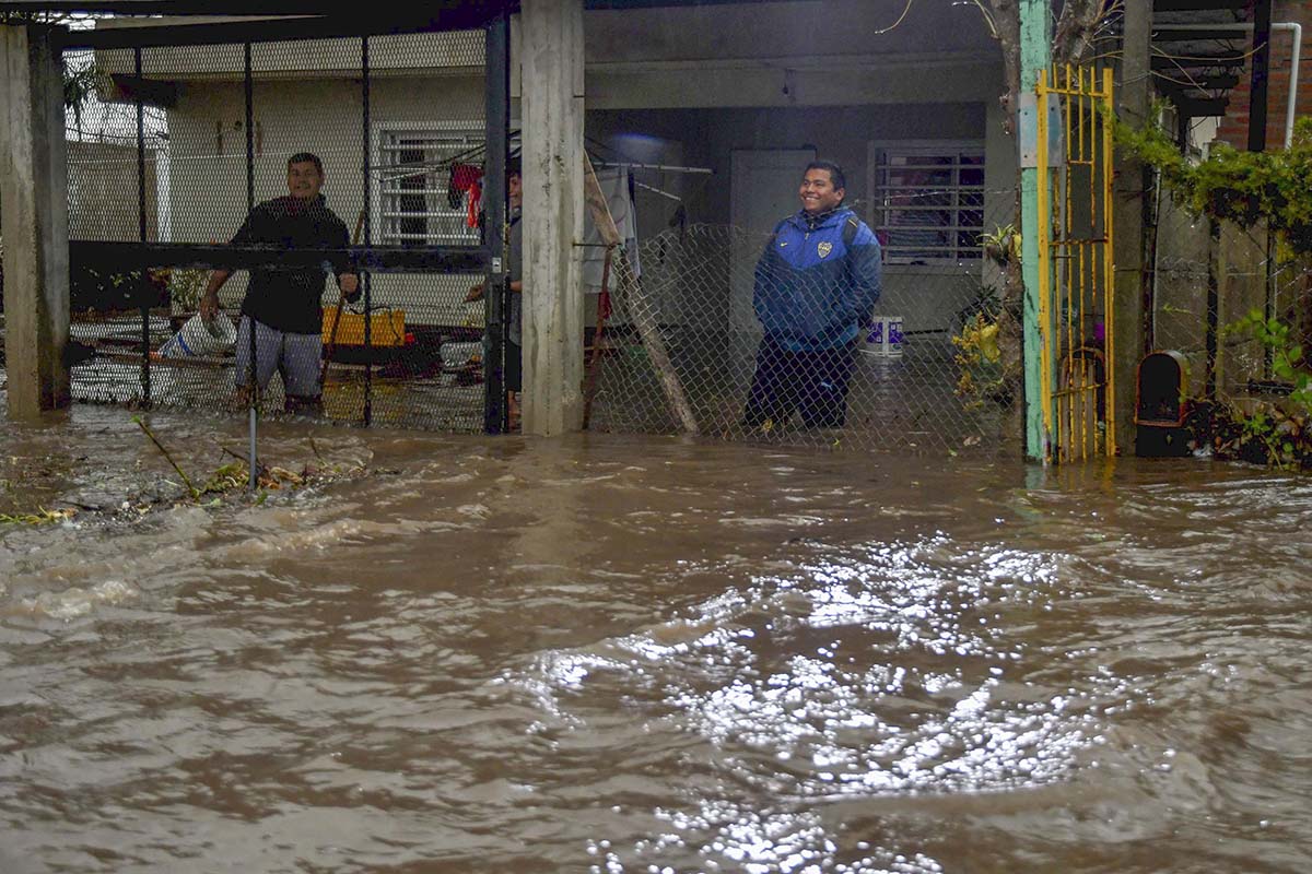Inundados de La Plata: «Cajonean el PRRI por los negocios inmobiliarios que están haciendo con los humedales»