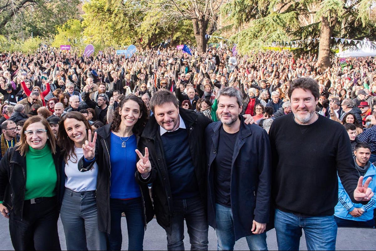 Santoro cierra la campaña para jefe de Gobierno porteño en el Gran Rex