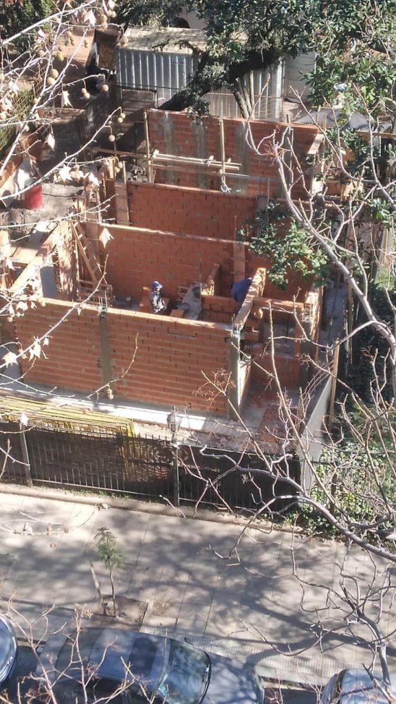 Más cemento, menos verde: la CABA avanza con una construcción ilegal dentro del Jardín Botánico 2 Más cemento, menos verde: la CABA avanza con una construcción ilegal dentro del Jardín Botánico