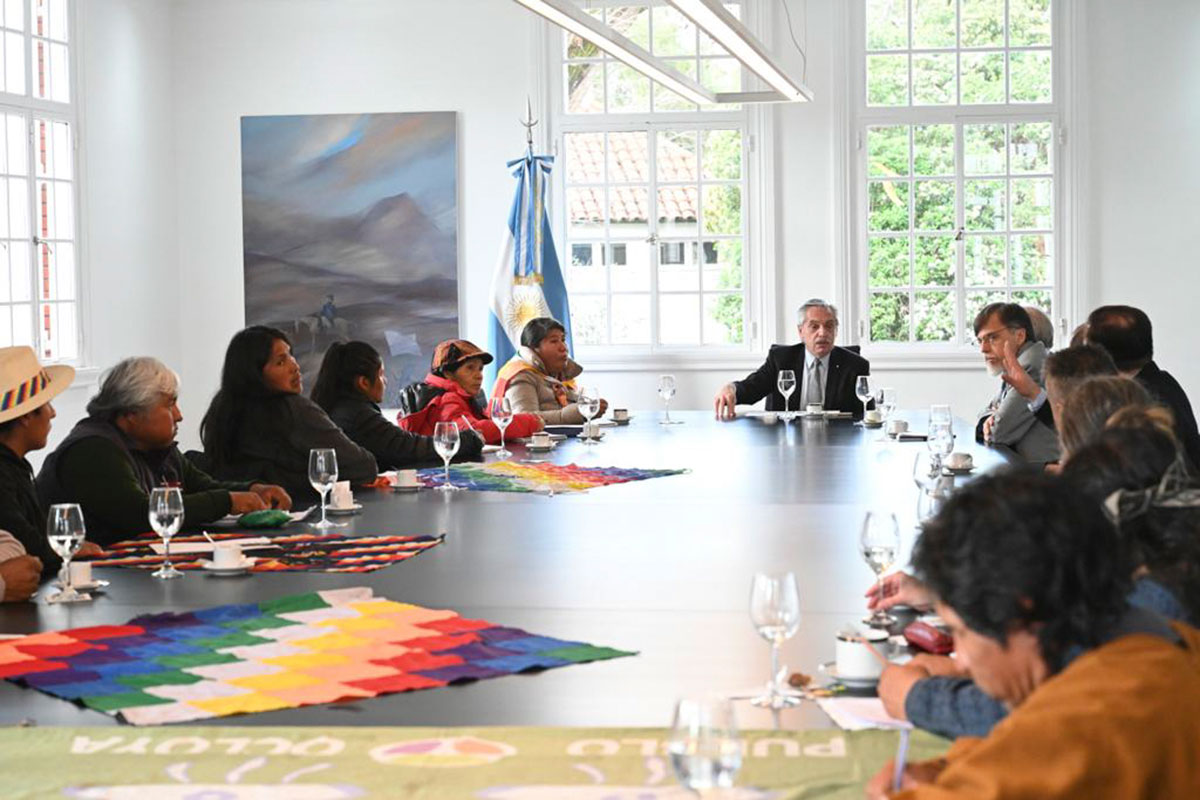 El presidente recibió a una delegación del Tercer Malón de la Paz de Jujuy