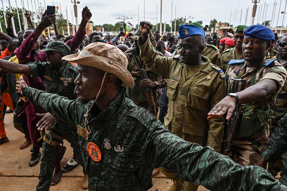 Los golpistas de Níger se enfrentan a una posible intervención militar regional