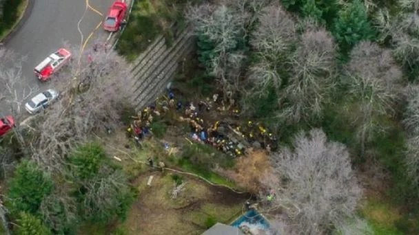 Decretan dos días de duelo provincial por la muerte de los soldados al volcar un camión